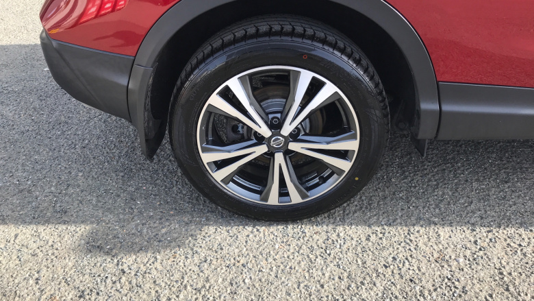 Nissan Qashqai 1.3 DiG-T 160 N-Connecta 5dr DCT Petrol Hatchback